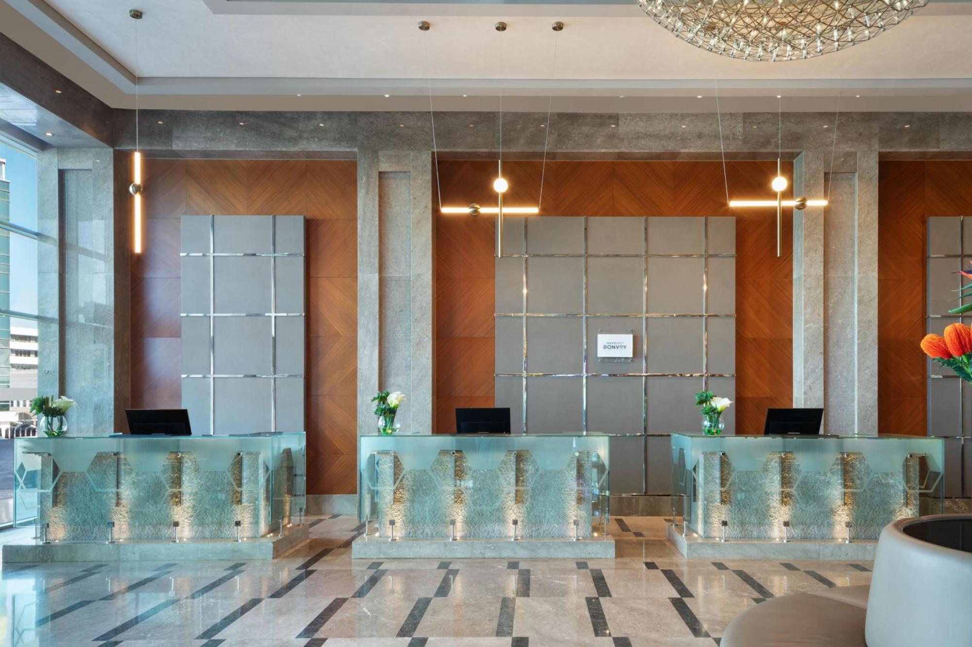 Sheraton Bursa Hotel Esterno foto Reception