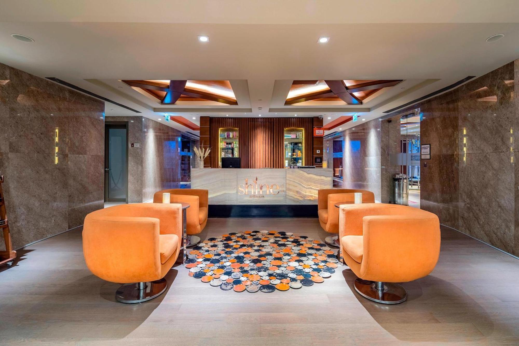 Sheraton Bursa Hotel Esterno foto The lounge at the airport