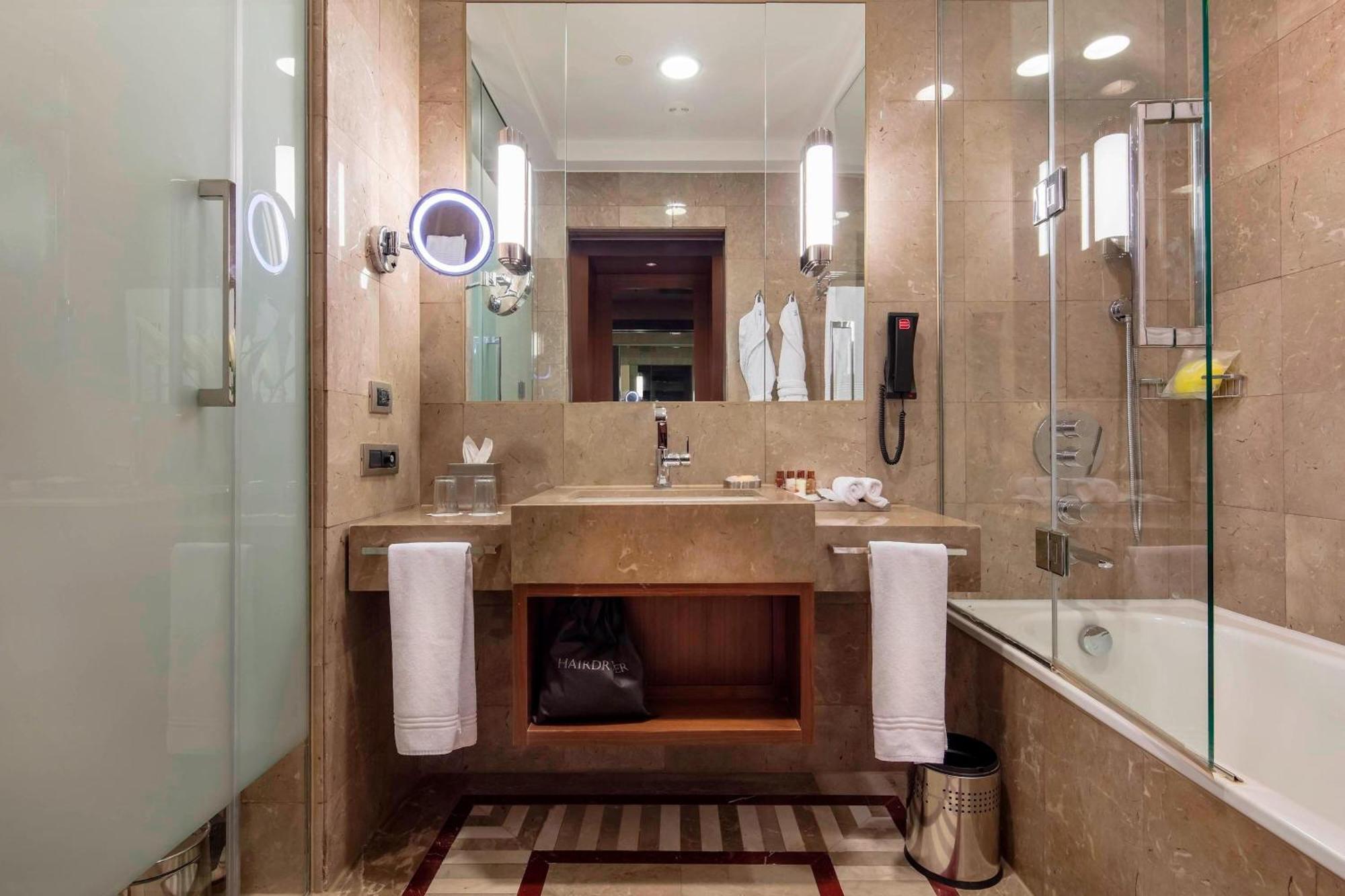 Sheraton Bursa Hotel Esterno foto Bathroom